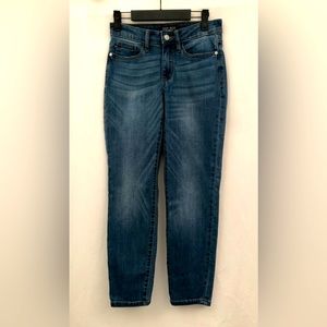 Judy Blue Relaxed Fit Ankle Cropped Jeans Size 26 Medium Wash Style JB82103MD